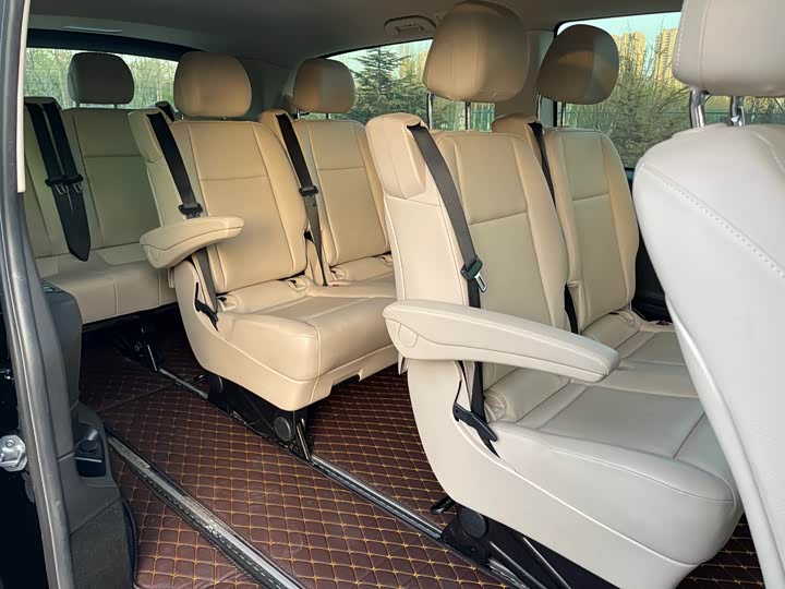 Фото 11 - Mercedes-Benz Vito