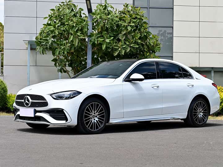 Фото 1 - Mercedes-Benz C-Class