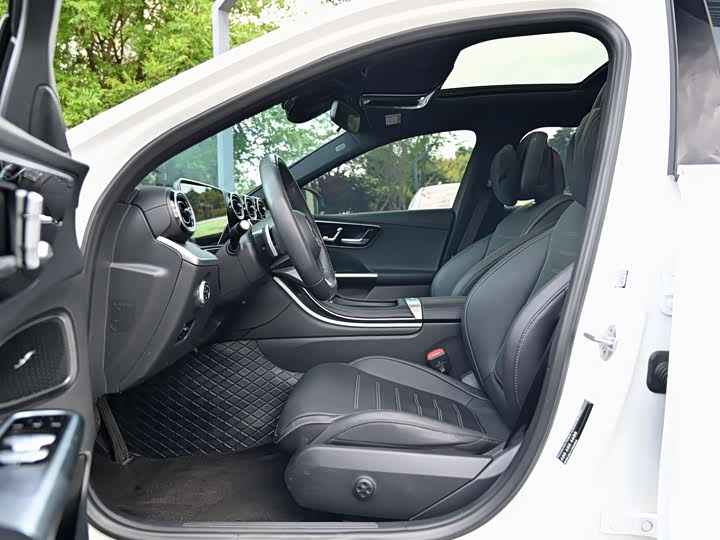 Фото 6 - Mercedes-Benz C-Class