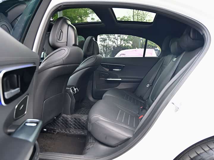 Фото 7 - Mercedes-Benz C-Class