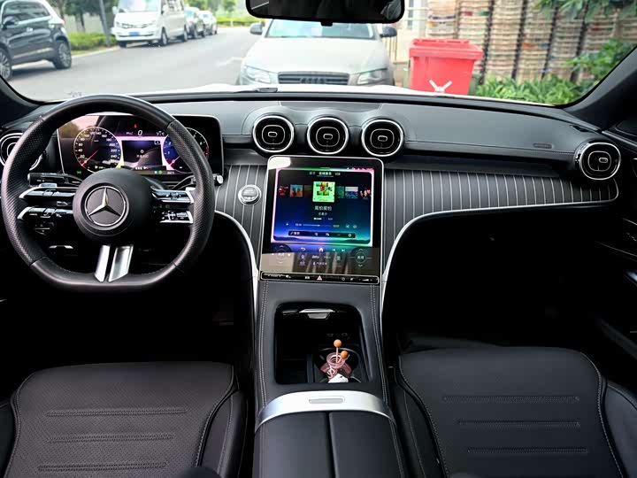 Фото 8 - Mercedes-Benz C-Class