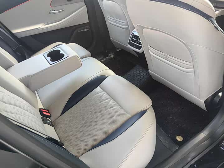 Фото 12 - Chery Arrizo 8