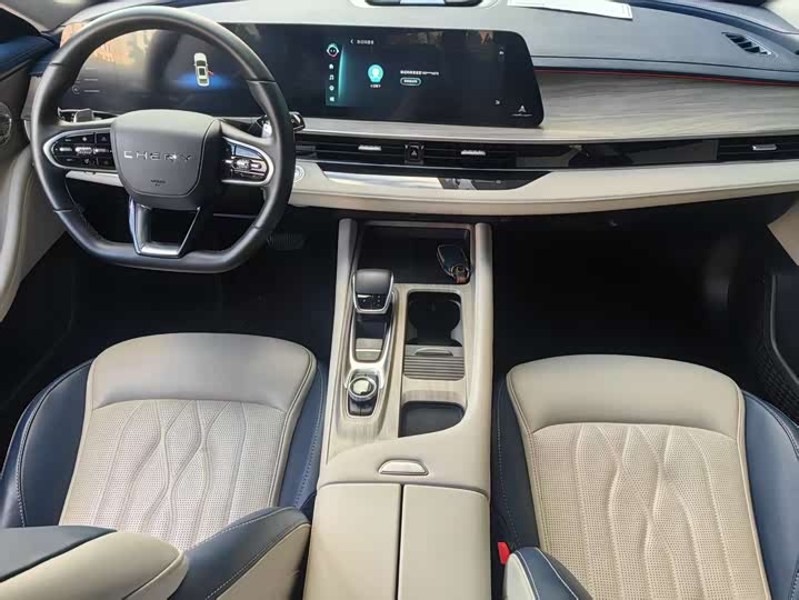 Фото 14 - Chery Arrizo 8