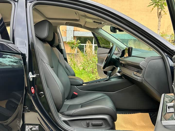 Фото 8 - Honda Accord