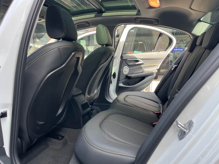 Фото 6 - BMW 1 Series