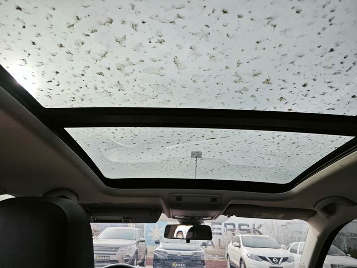 Фото 9 - Volkswagen Sagitar L