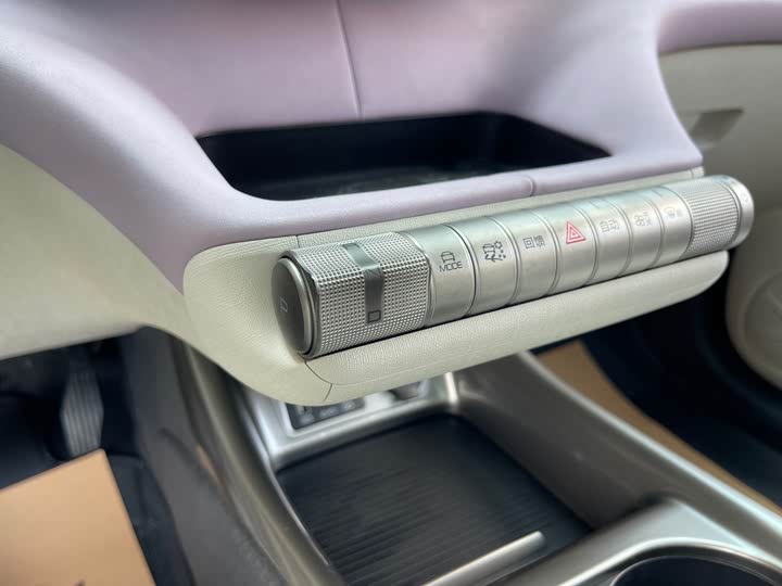 Фото 13 - BYD Dolphin