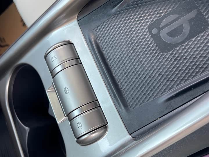 Фото 14 - BYD Dolphin