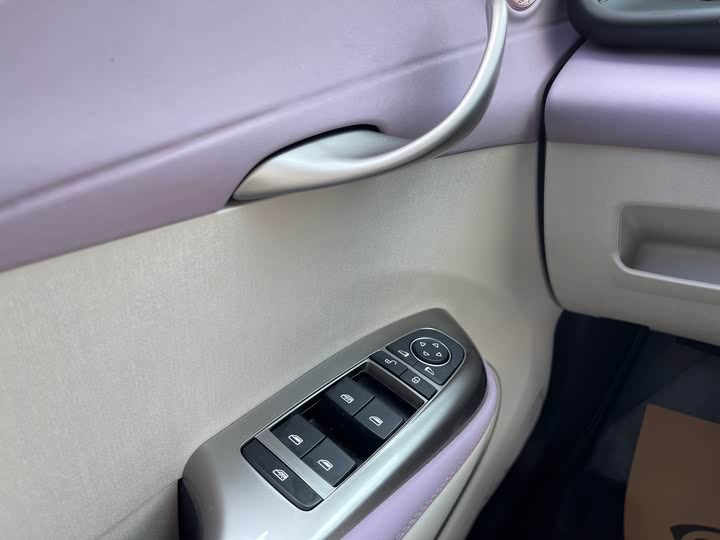 Фото 15 - BYD Dolphin