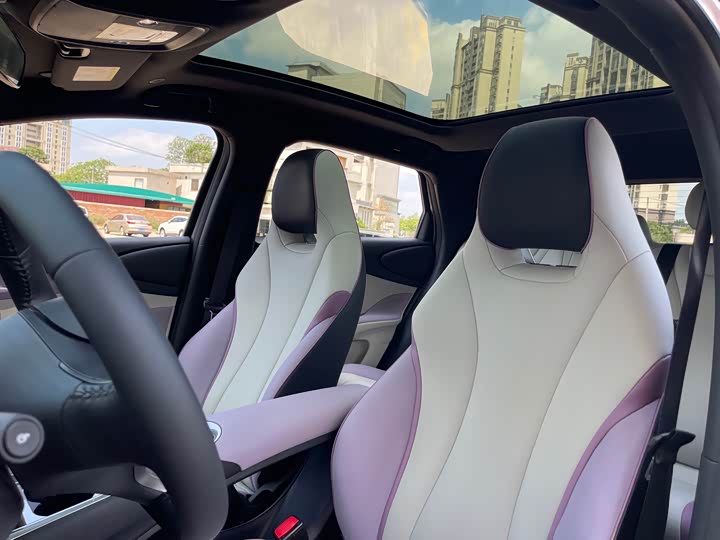 Фото 16 - BYD Dolphin