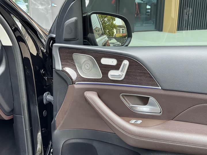 Фото 11 - Mercedes-Benz GLE-Class