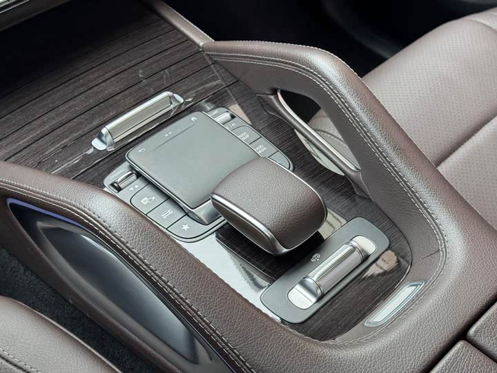 Фото 12 - Mercedes-Benz GLE-Class