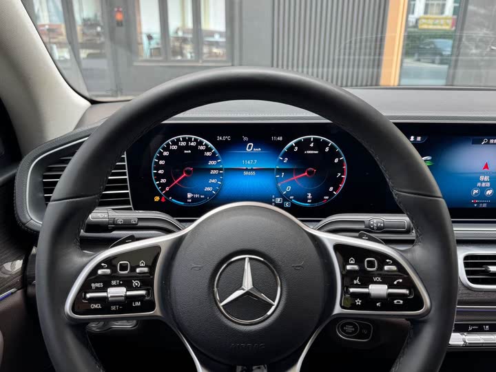 Фото 22 - Mercedes-Benz GLE-Class