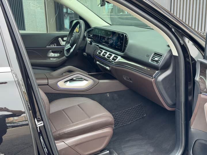 Фото 9 - Mercedes-Benz GLE-Class