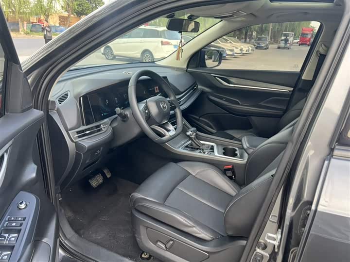 Фото 13 - Changan CS55 Plus