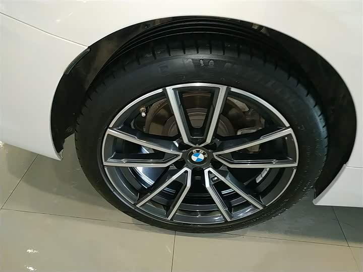 Фото 27 - BMW 3 Series