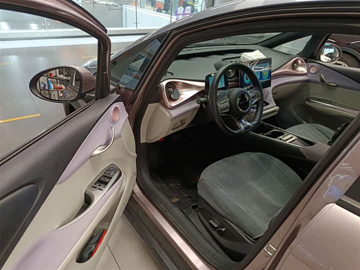 Фото 15 - BYD Dolphin