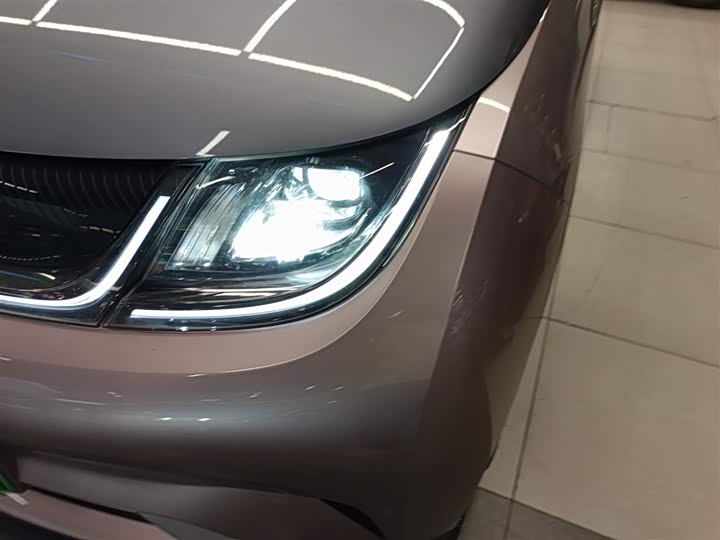 Фото 23 - BYD Dolphin