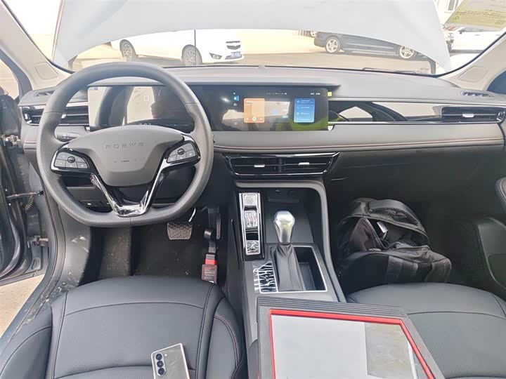 Фото 10 - Roewe i5