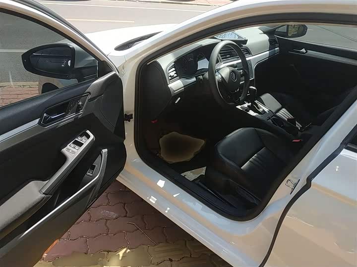 Фото 16 - Volkswagen Lamando L