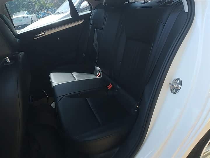 Фото 17 - Volkswagen Lamando L