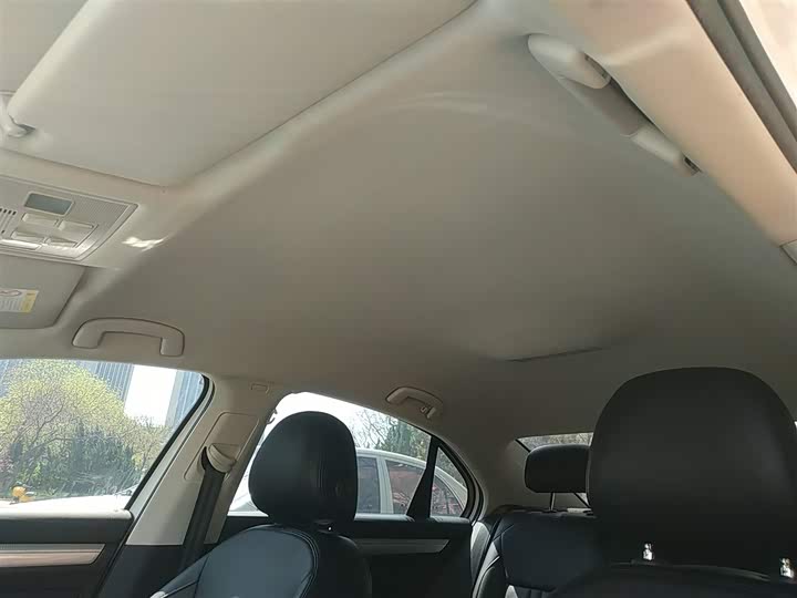 Фото 18 - Volkswagen Lamando L