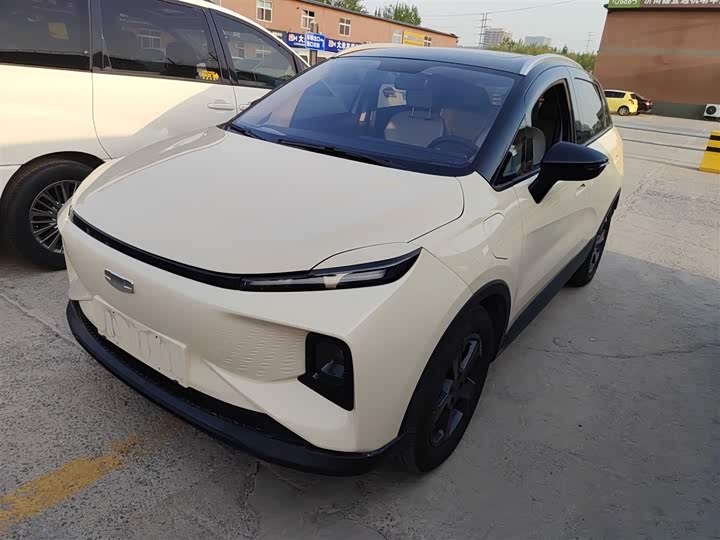 Фото 2 - Geely Geometry E Firefly