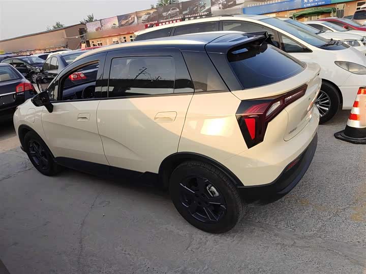 Фото 5 - Geely Geometry E Firefly