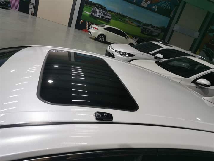 Фото 29 - Toyota Camry