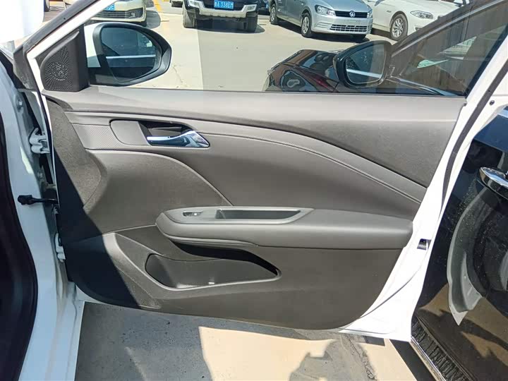 Фото 26 - Chevrolet Monza