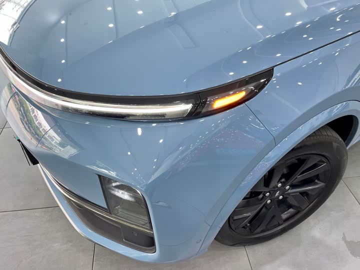 Фото 3 - LiXiang L8