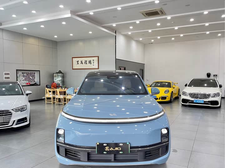 Фото 4 - LiXiang L8