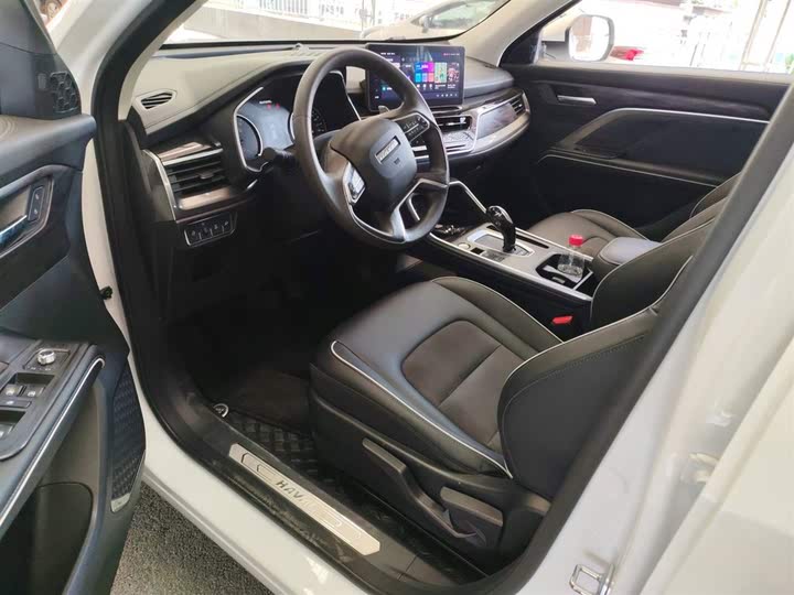 Фото 15 - Haval H6