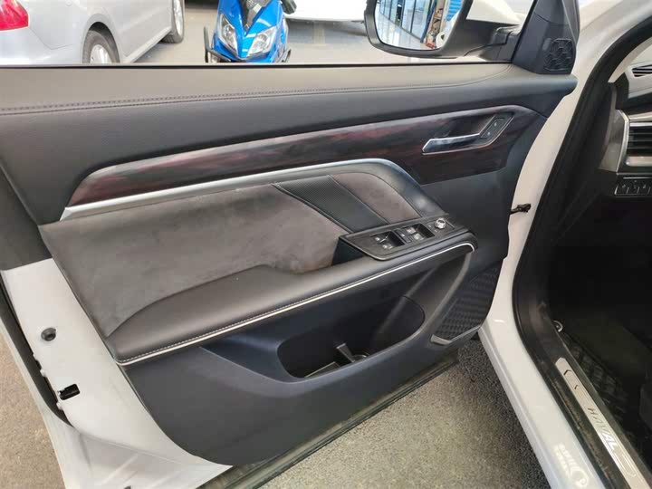 Фото 28 - Haval H6