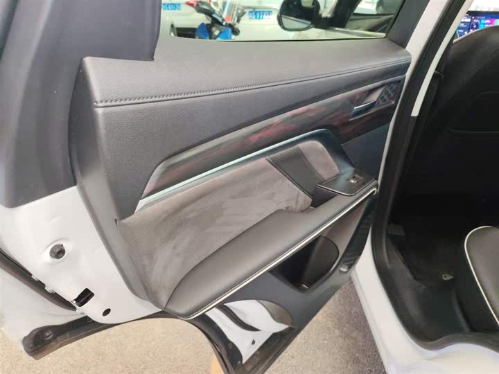 Фото 29 - Haval H6