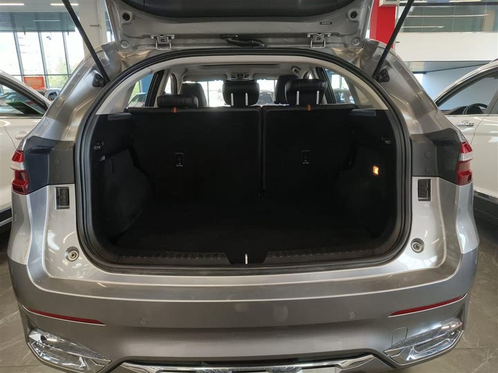 Фото 19 - Haval F7