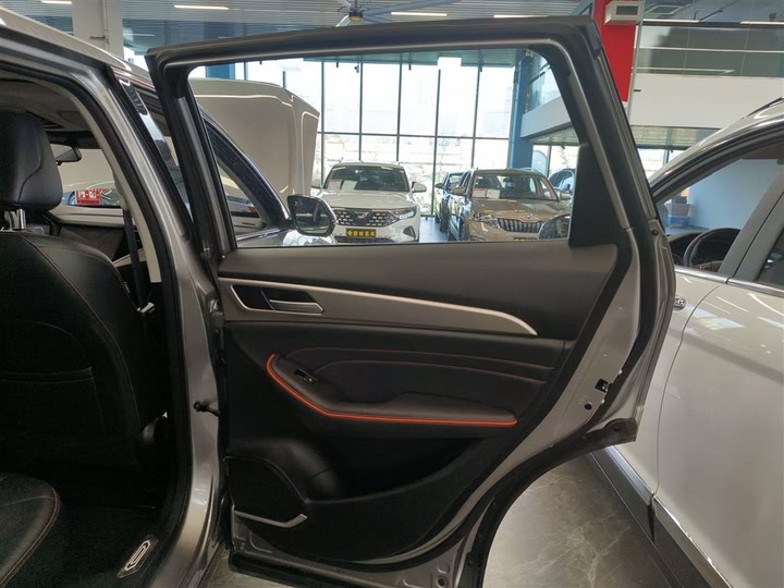 Фото 27 - Haval F7