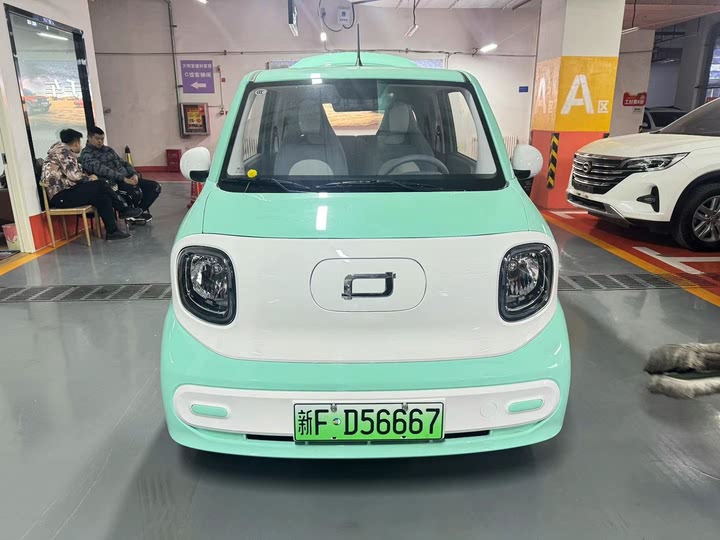 Фото 1 - Bestune Pony