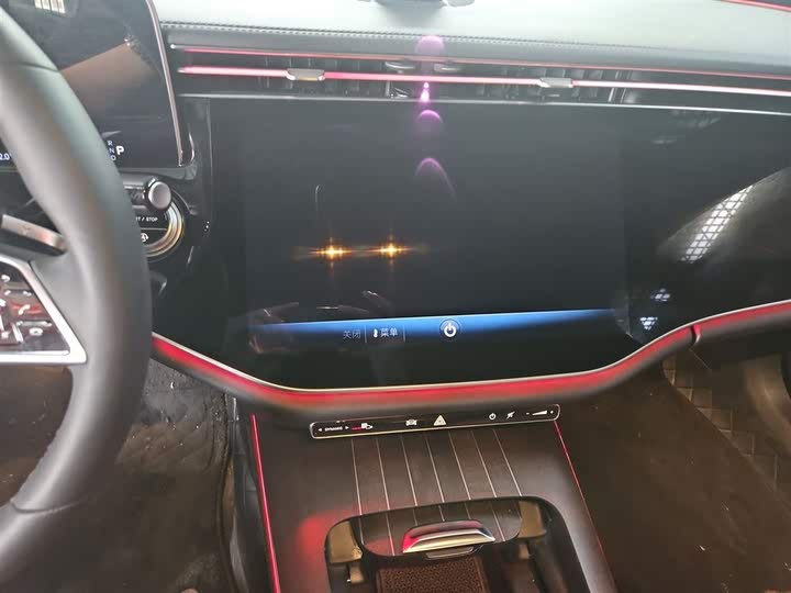 Фото 8 - Mercedes-Benz E-Class