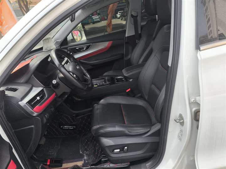 Фото 15 - Chery Tiggo 7