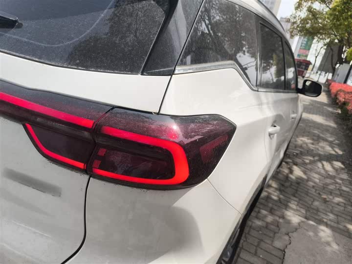 Фото 8 - Chery Tiggo 7