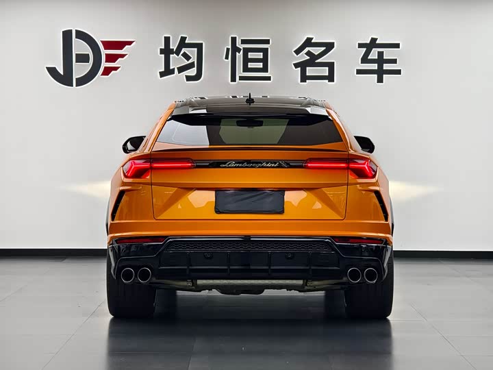 Фото 5 - Lamborghini Urus