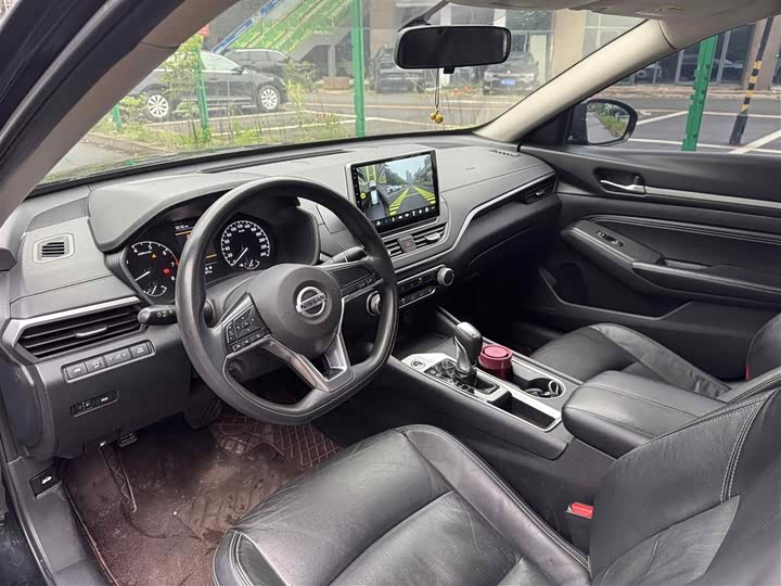 Фото 4 - Nissan Teana