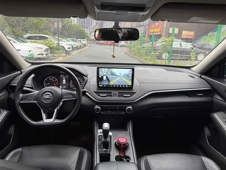 Фото 5 - Nissan Teana