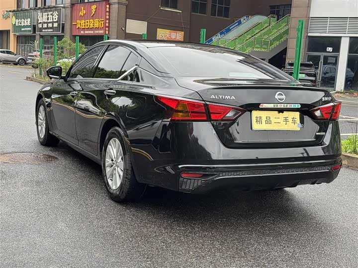 Фото 7 - Nissan Teana