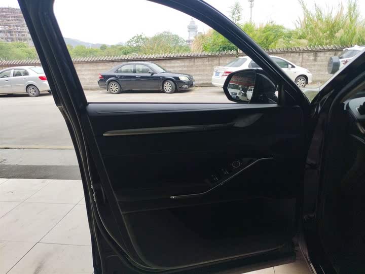 Фото 28 - Haval H6