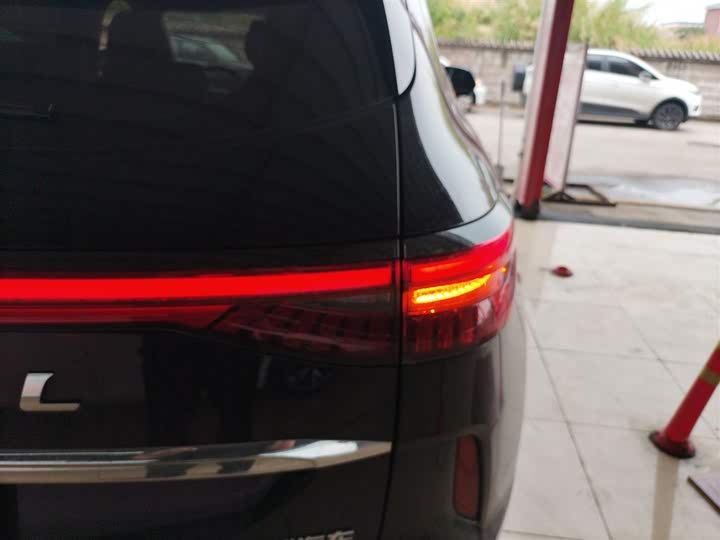 Фото 8 - Haval H6