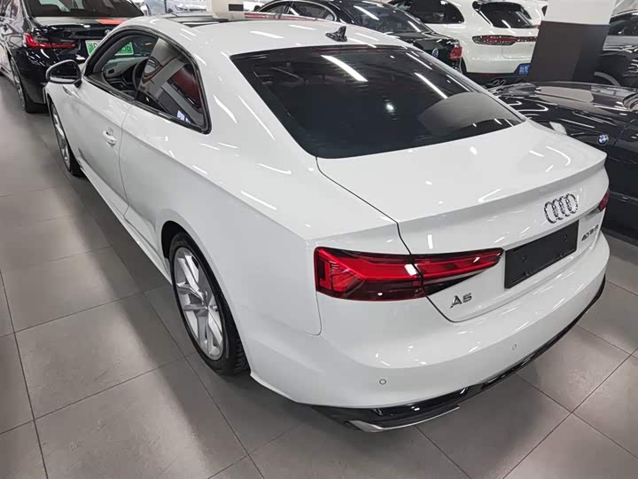 Фото 5 - Audi A5