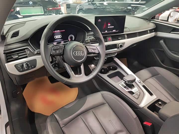 Фото 8 - Audi A5