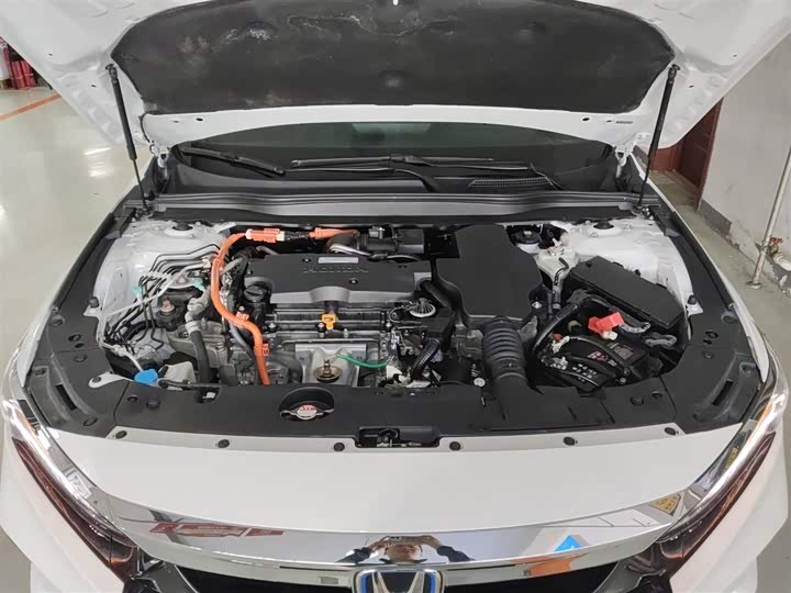 Фото 20 - Honda Accord